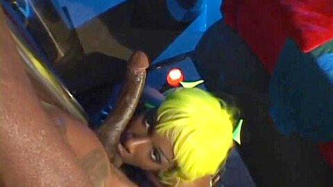 Stunning Ebony Model With Yellow Hair Gets Giand Dick Inside Her Holes During The Party - free porn video