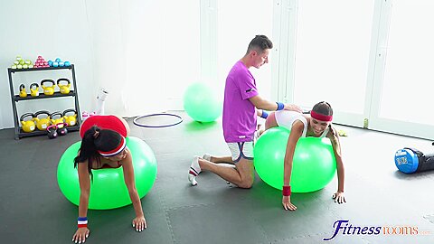 Threesome With Sexy Latina Booty - free porn video