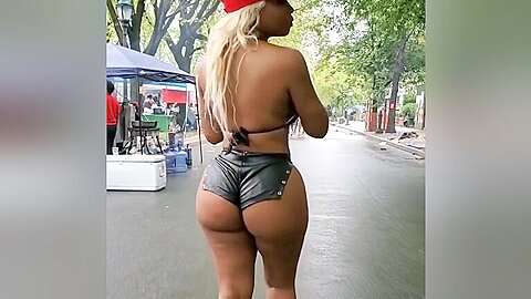 She Not Right - free porn video