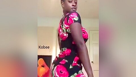 Showing Off That Booty - free porn video