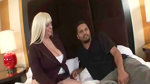 The Booy Must Be Hardworking But Mine - free porn video