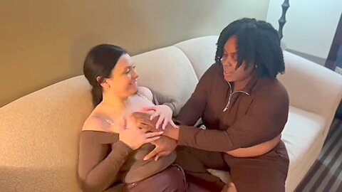 Sunnie X Cheyane - Tiangle - free porn video