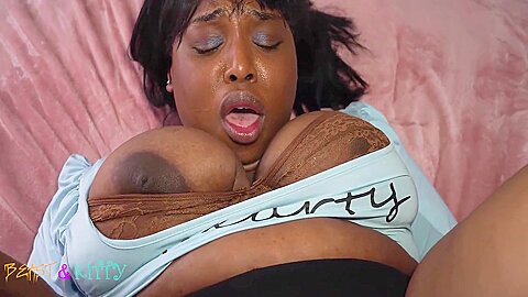 Been Waiting All Week Ft Itskittylove 20 Min P3 - free porn video