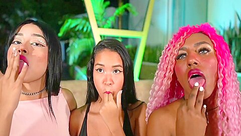 Practicing Sex With Dildos With My Friend Ggmansion P1