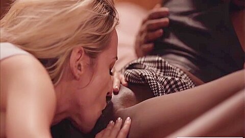 Ebony teen And Her Hot Roommate Lick Each Others Pussy (18+)