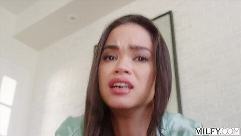Centerfold Angelina Drains Eager Fans Bbc - free porn video