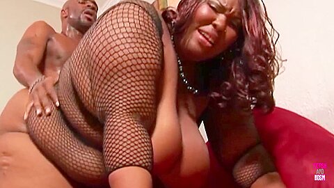 Busty Black Woman Receives Long Shaft In Cowgirl Position While Moaning Loudly - free porn video