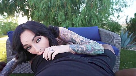 Lysagna Del Ray - A Great Dealer - free porn video