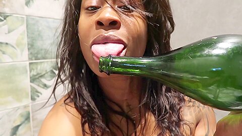 Pretty Slut Goons On Public Bathroom Floor Draining All Her Squirt By Midnight On New Years Eve Pt 2