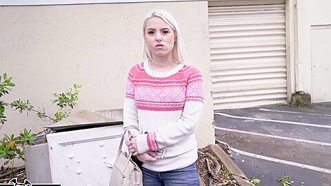 Aria Banks Got Bucks And Hard - free porn video