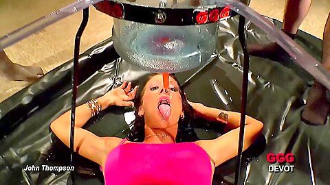 Ggg Pornstars With Perfect Body And Hot Tits Loves Piss And Gangbang. Anna Fucks The Men To Pieces And Likes To Swallow Piss :: Double Penetration with Wet Woman and Big Tits - free porn video