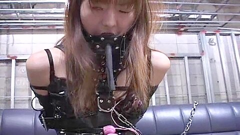 Sm Miracle No-0022 - Japanese :: Bent Over Blue Couch Blowjob Scene With Plug - free porn video
