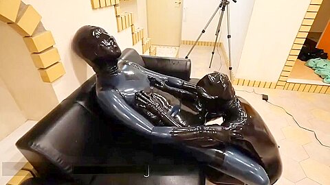 All Covered Latex Blowjob :: Latex couple gangbang on black couch scene - free porn video
